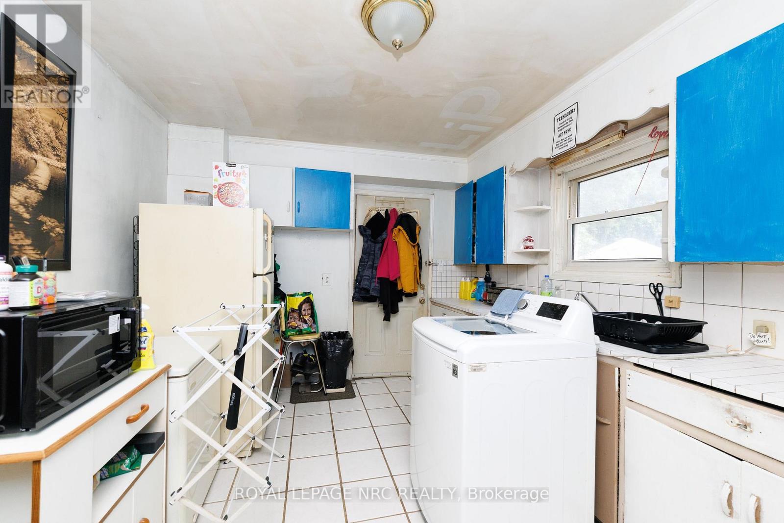 199 Russell Avenue Property Photo 6