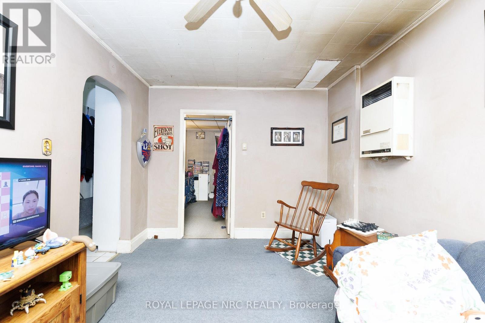 199 Russell Avenue Property Photo 9