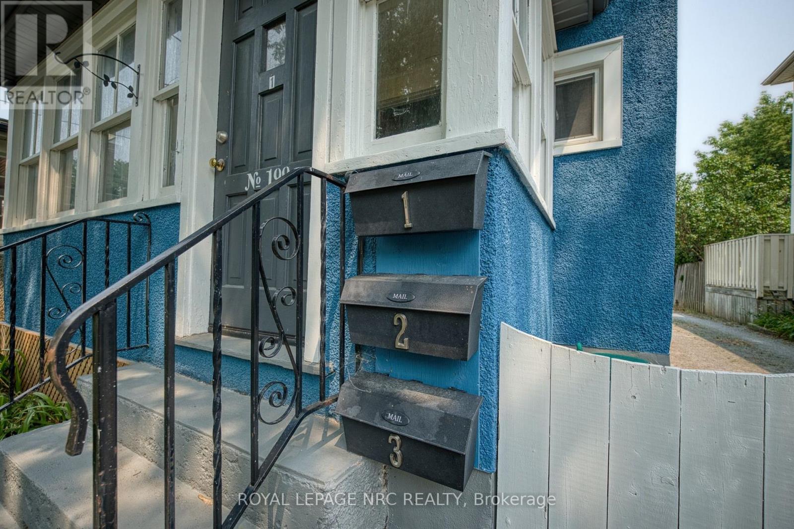 199 Russell Avenue Property Photo 22