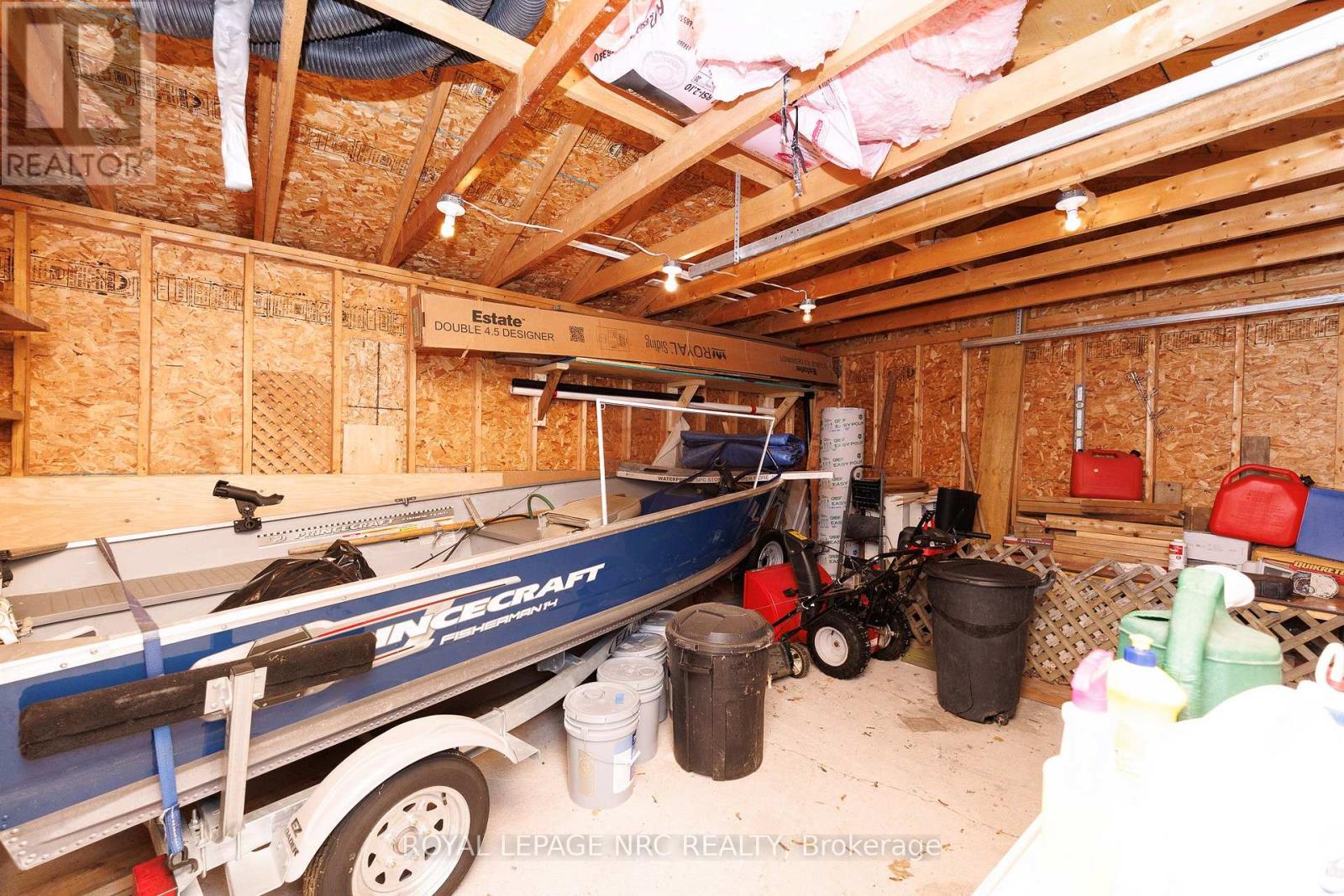 199 Russell Avenue Property Photo 28