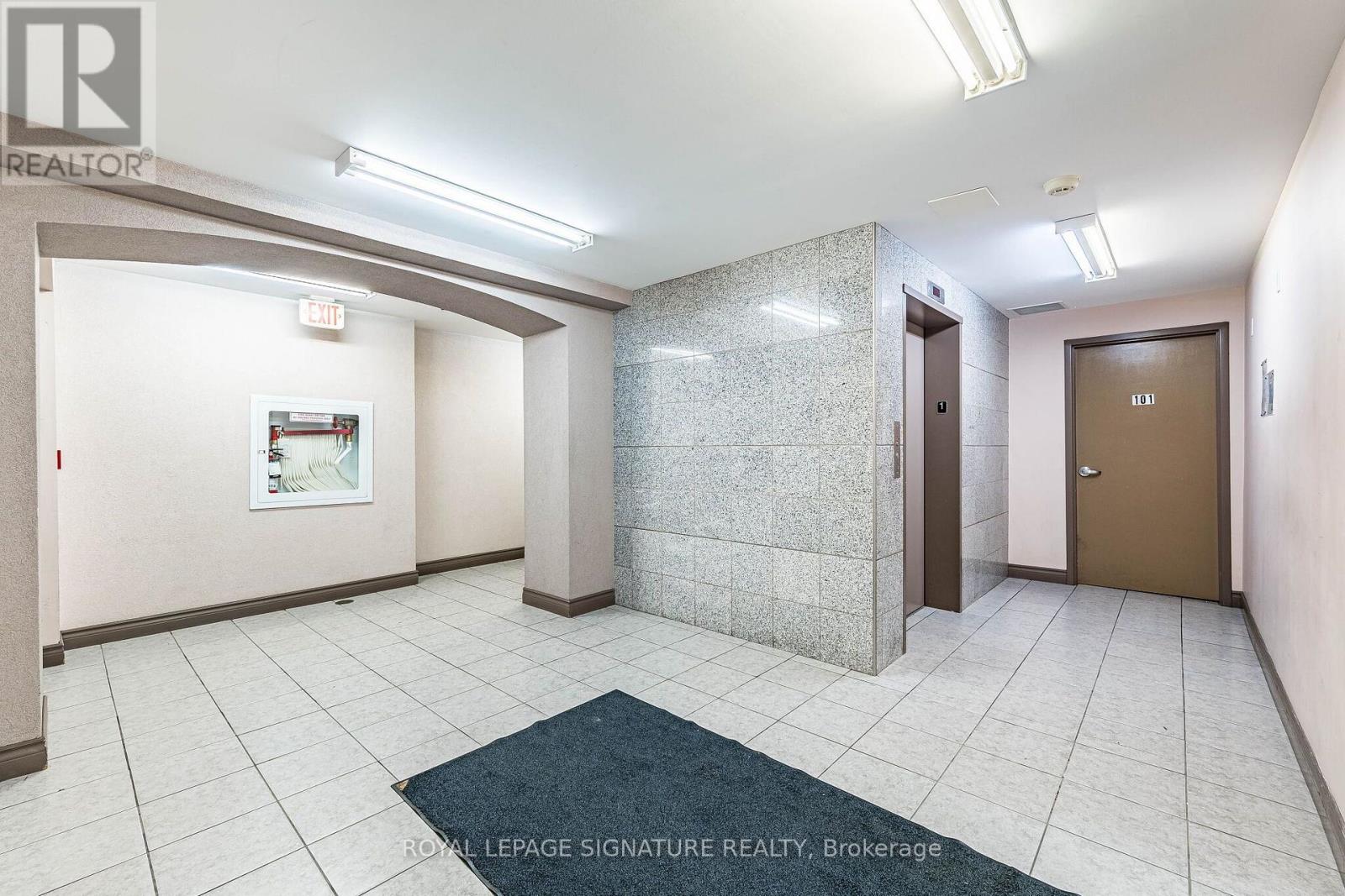 101 - 251 Lester Street Property Photo 7