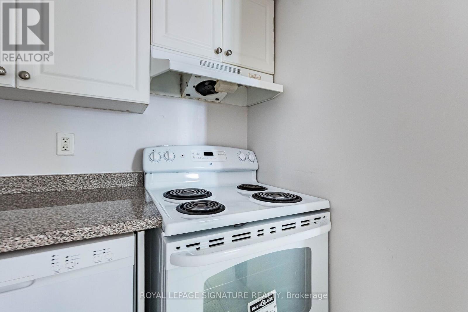 101 - 251 Lester Street Property Photo 13