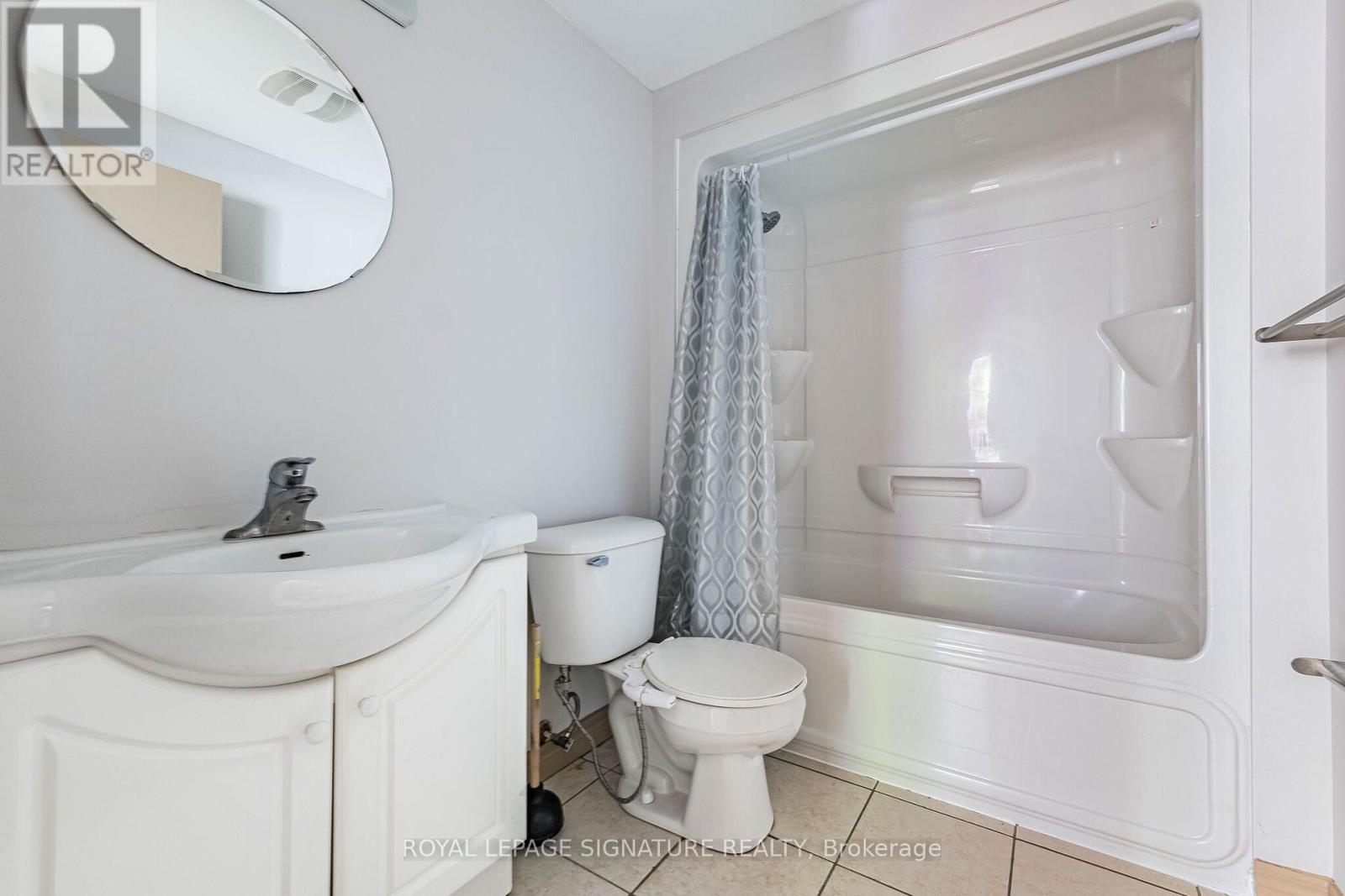 101 - 251 Lester Street Property Photo 23