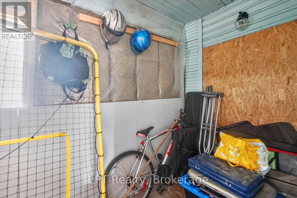 611 Romaine Street Property Photo 23