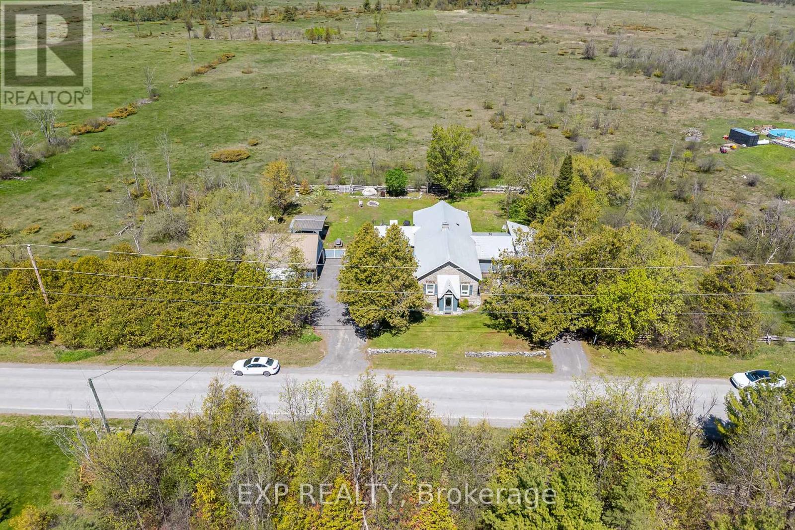 616 Kidd Road Property Photo 2