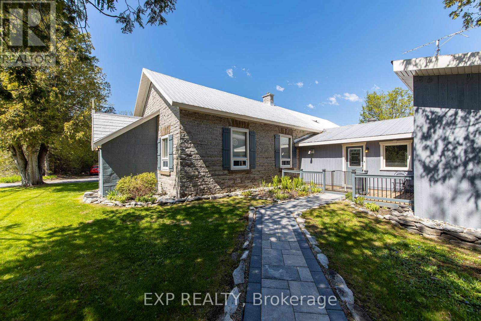 616 Kidd Road Property Photo 3