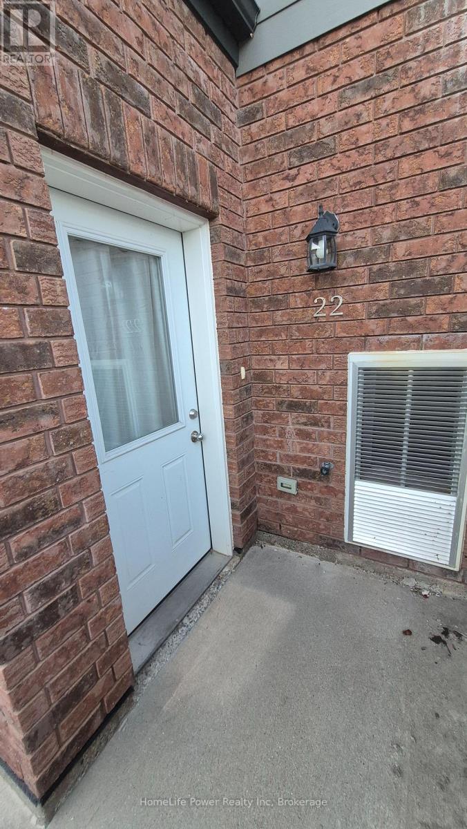 22 - 225 Riddell Street Property Photo 2