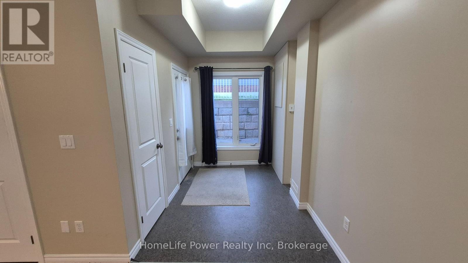22 - 225 Riddell Street Property Photo 5