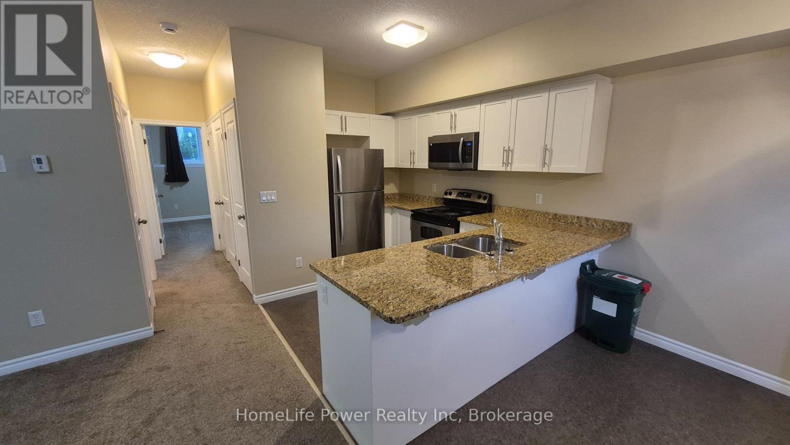 22 - 225 Riddell Street Property Photo 8