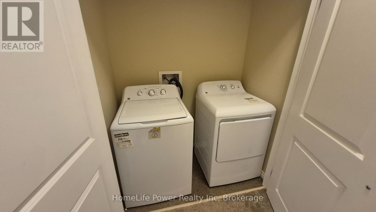 22 - 225 Riddell Street Property Photo 16