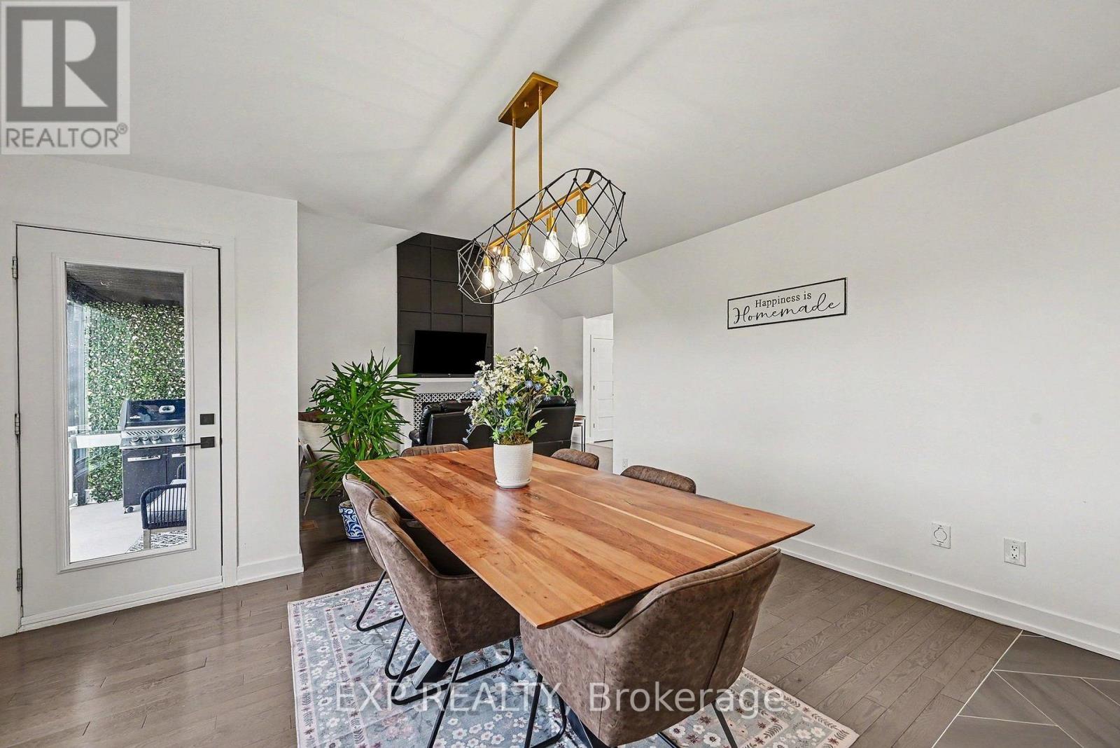 306 Moisson Street Property Photo 9