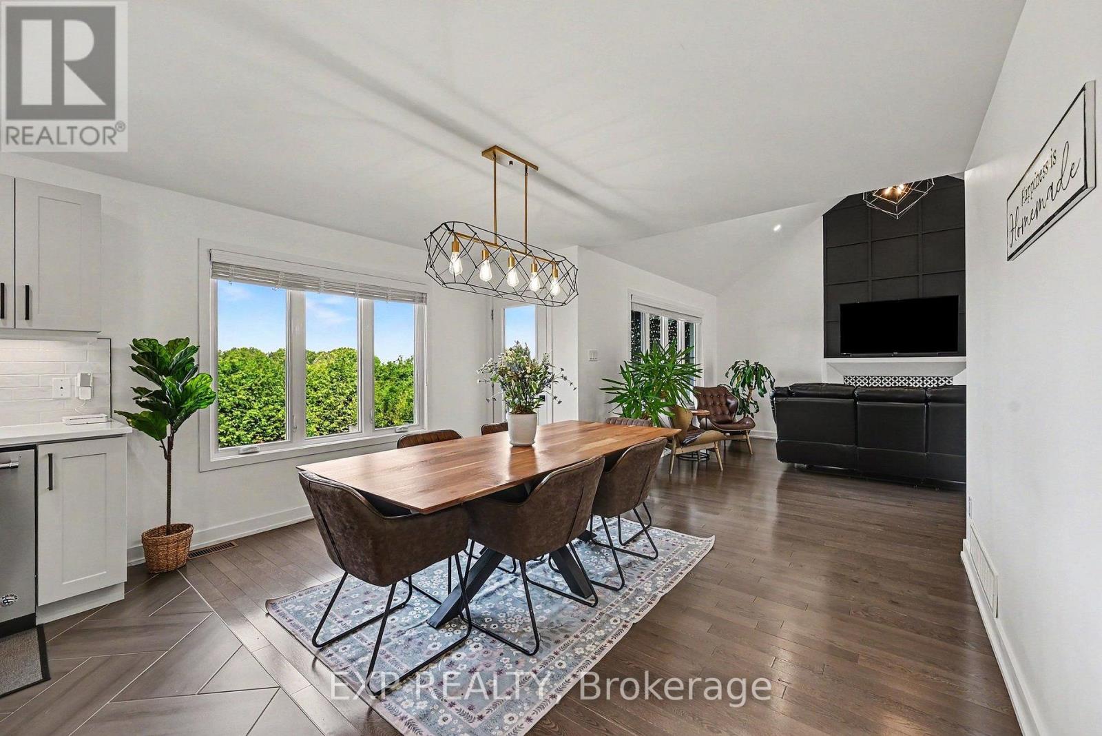 306 Moisson Street Property Photo 10