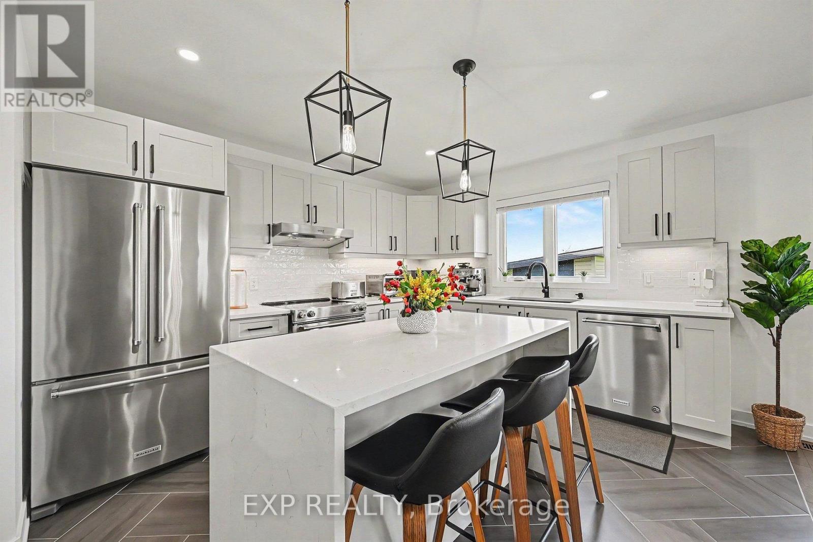 306 Moisson Street Property Photo 11