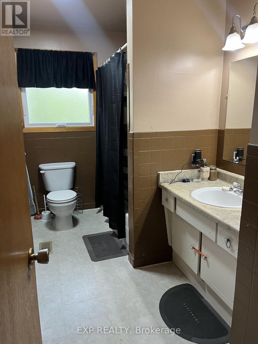 120 Huron Avenue Property Photo 20