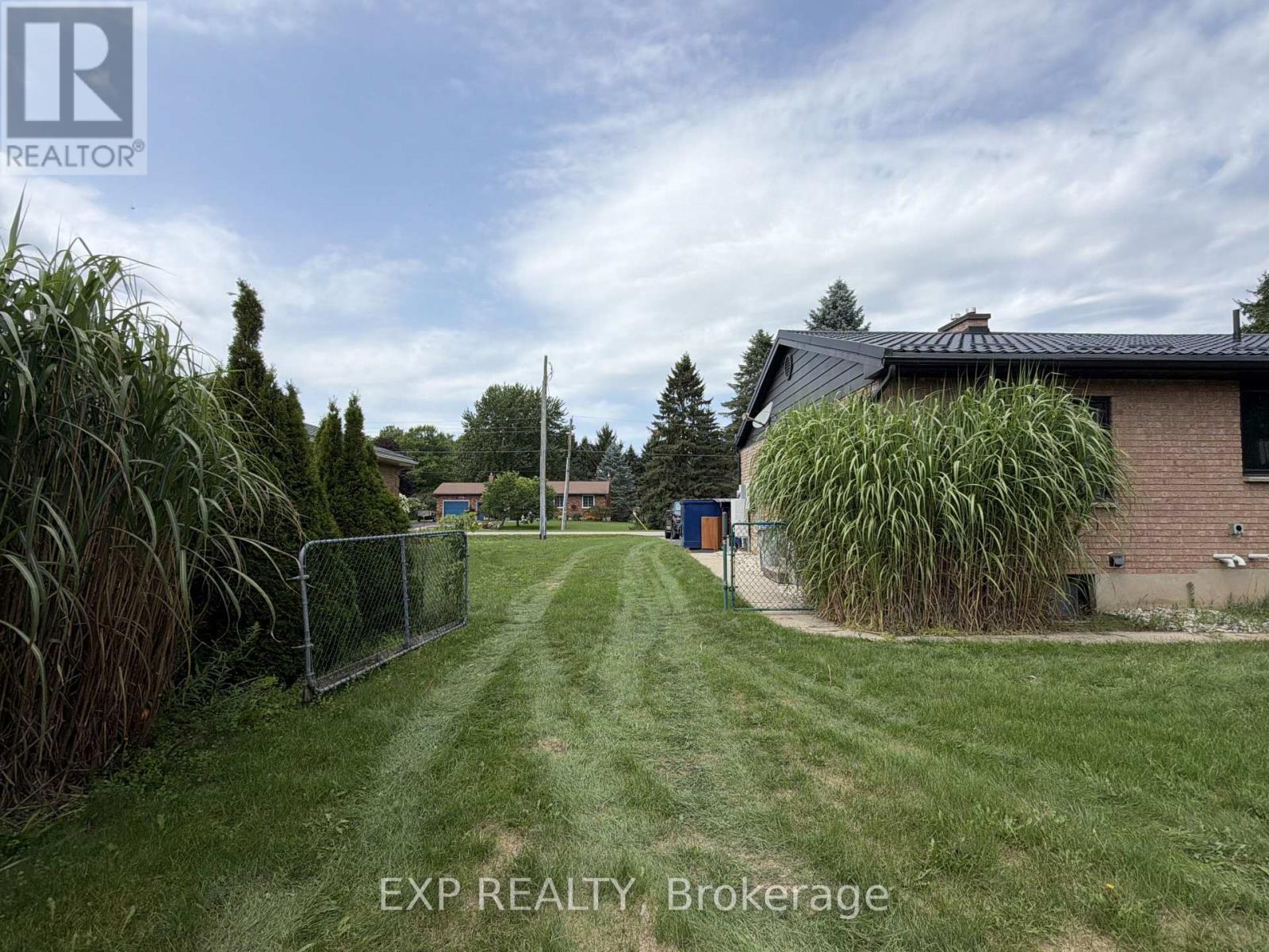 120 Huron Avenue Property Photo 29