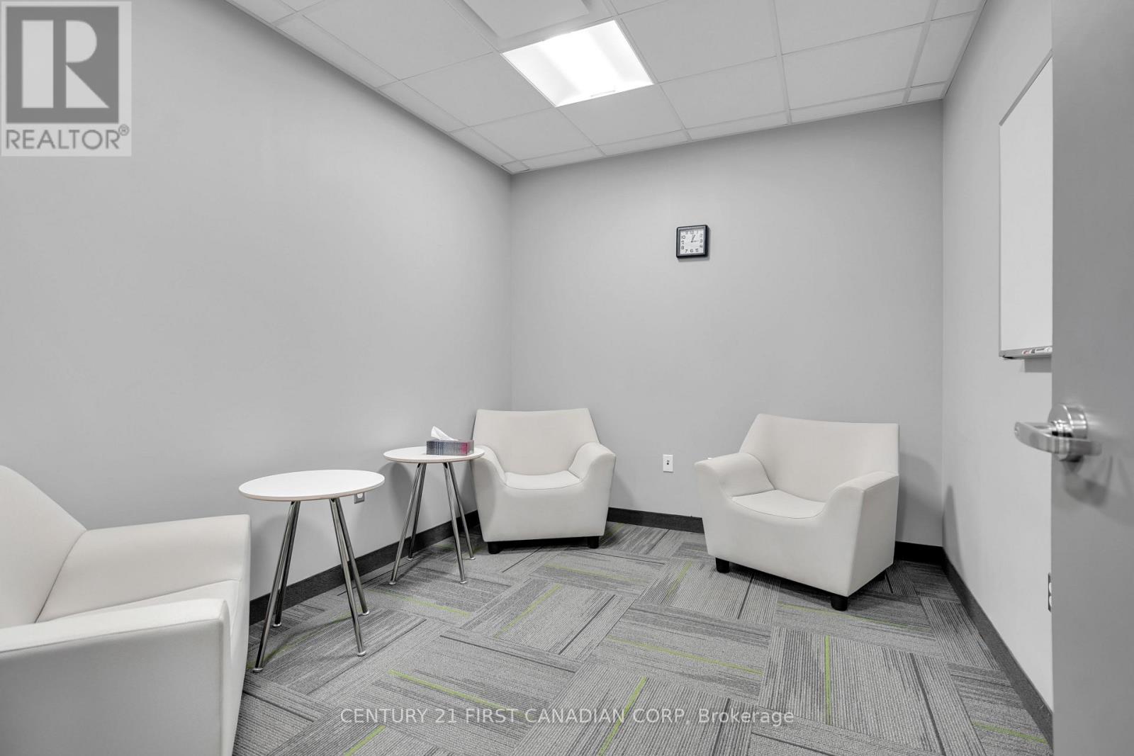 700 York Street Property Photo 12