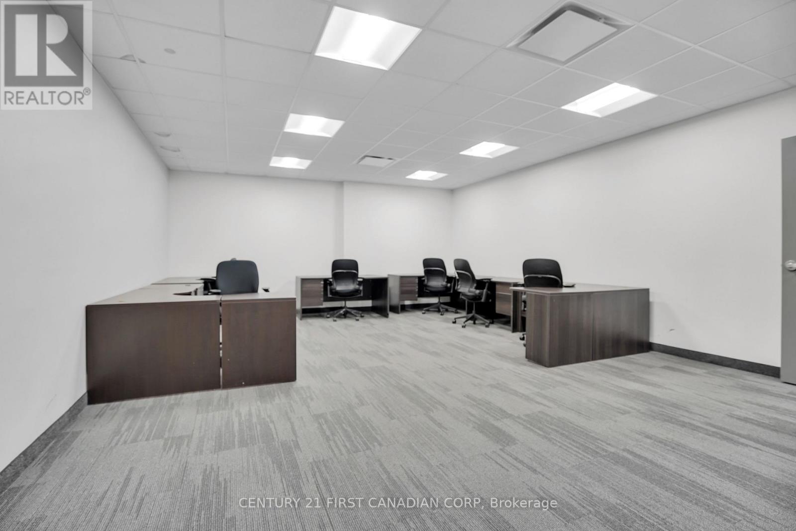 700 York Street Property Photo 16