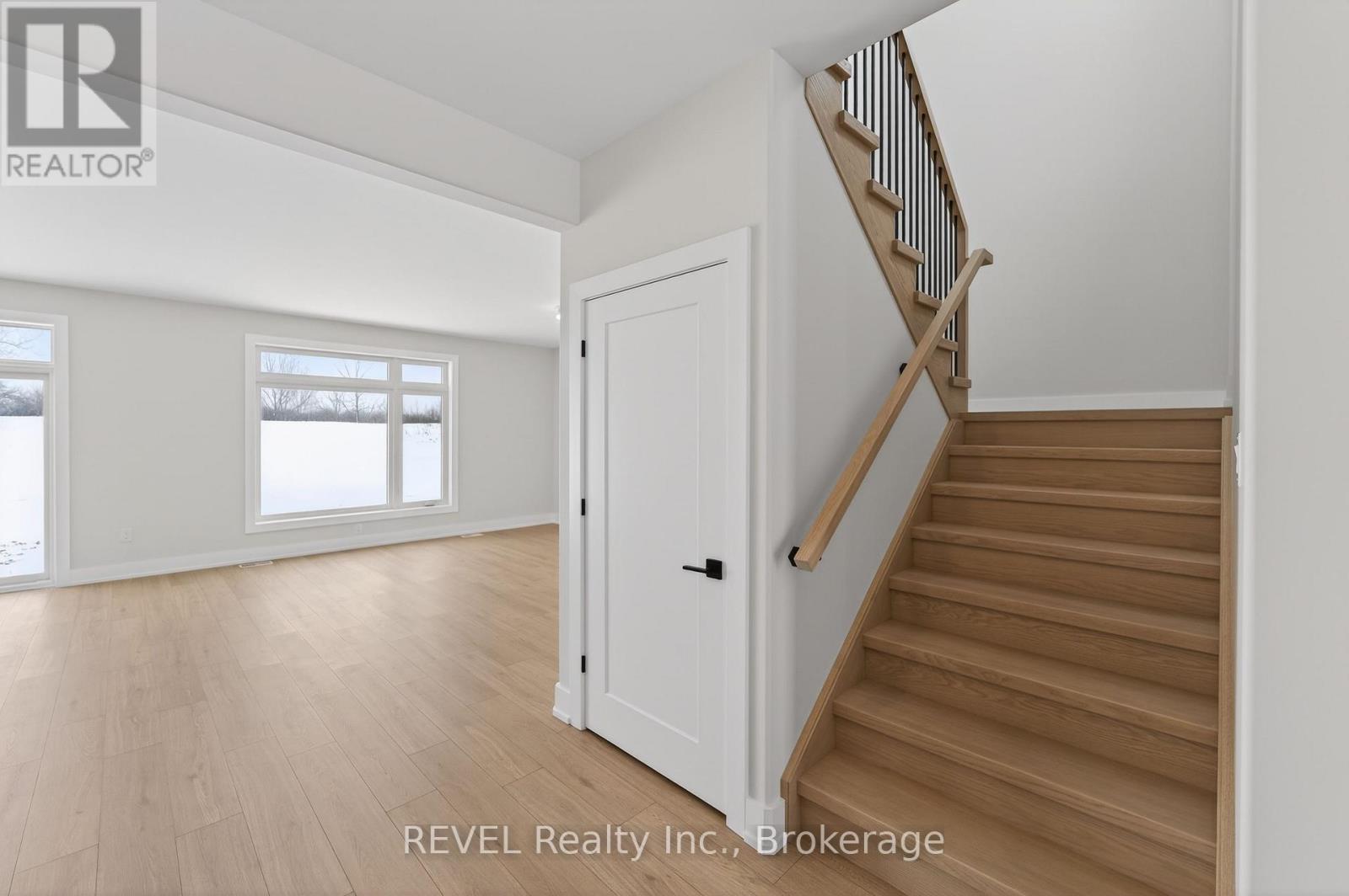 22 Anchor Road Property Photo 23