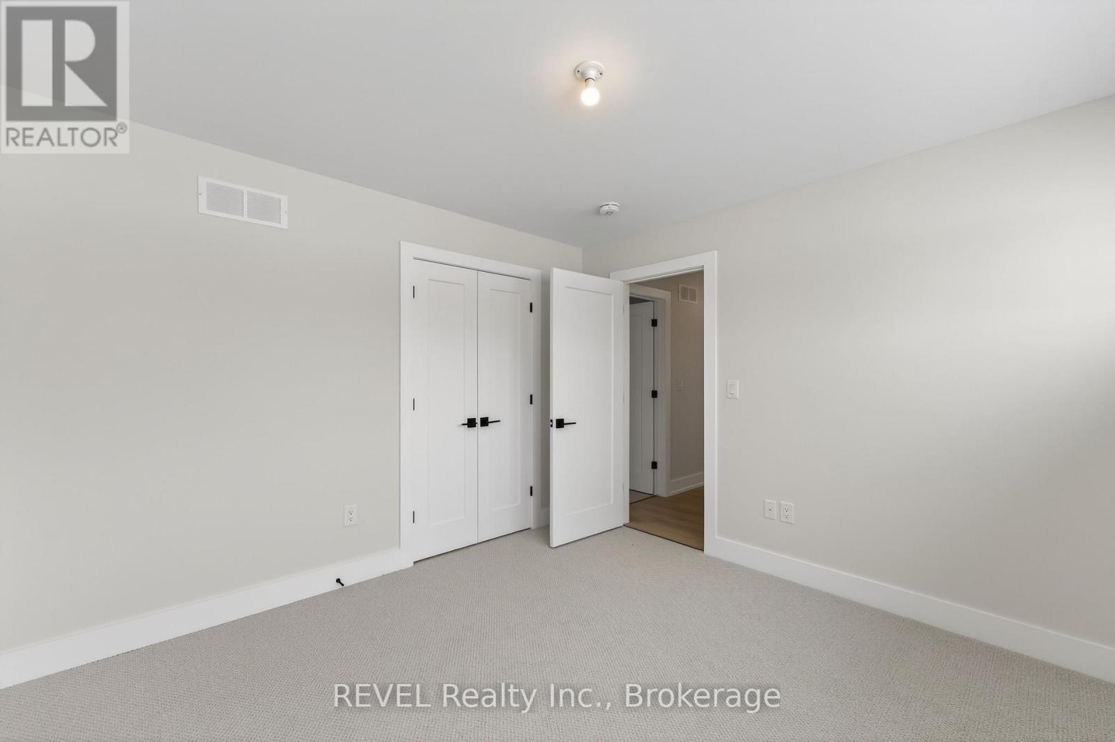 22 Anchor Road Property Photo 30