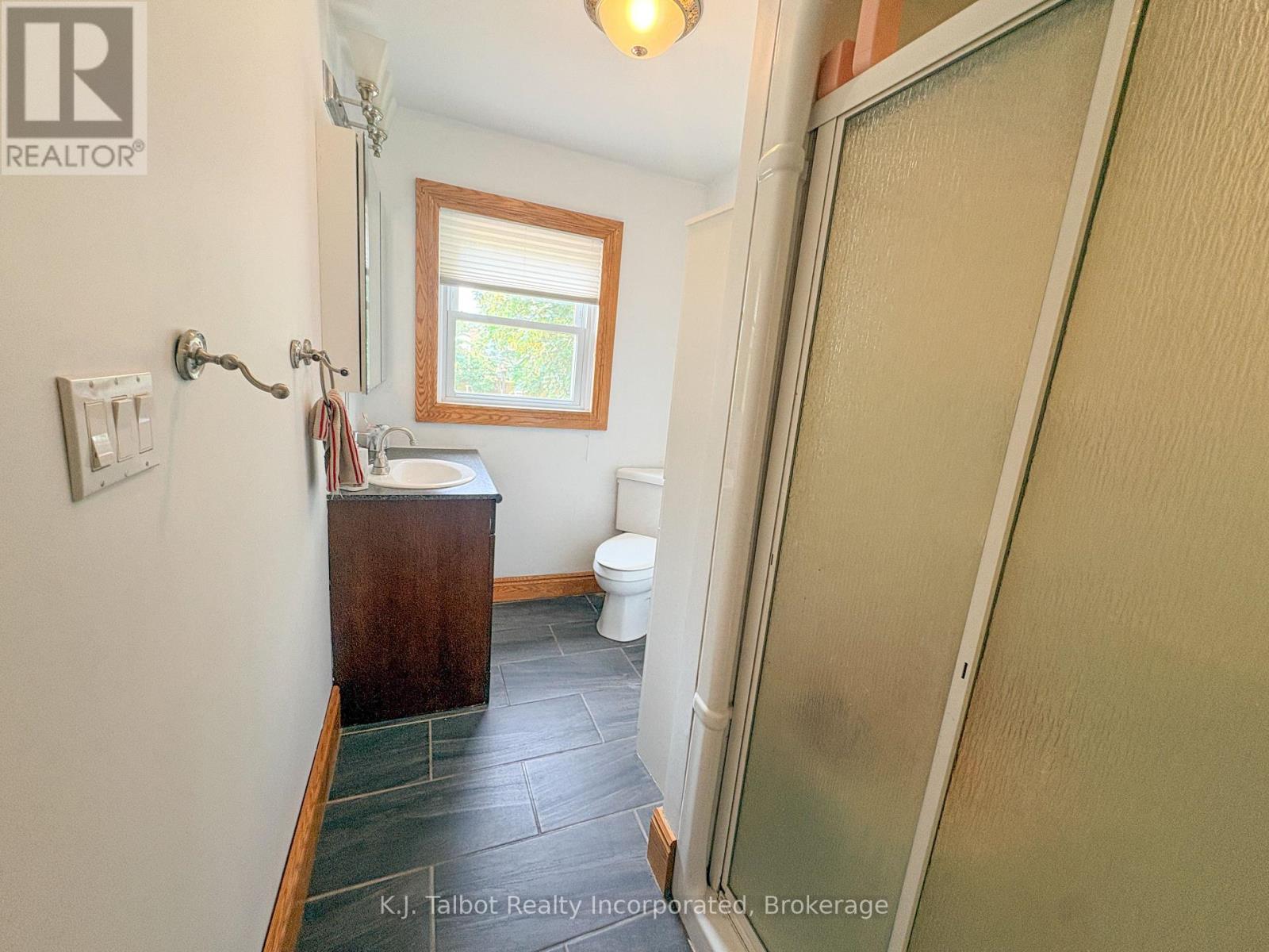 342 John Street Property Photo 17