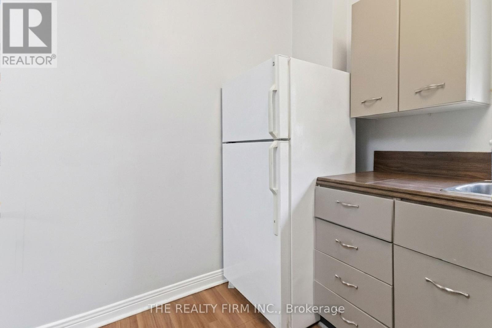 631 Elias Street Property Photo 11