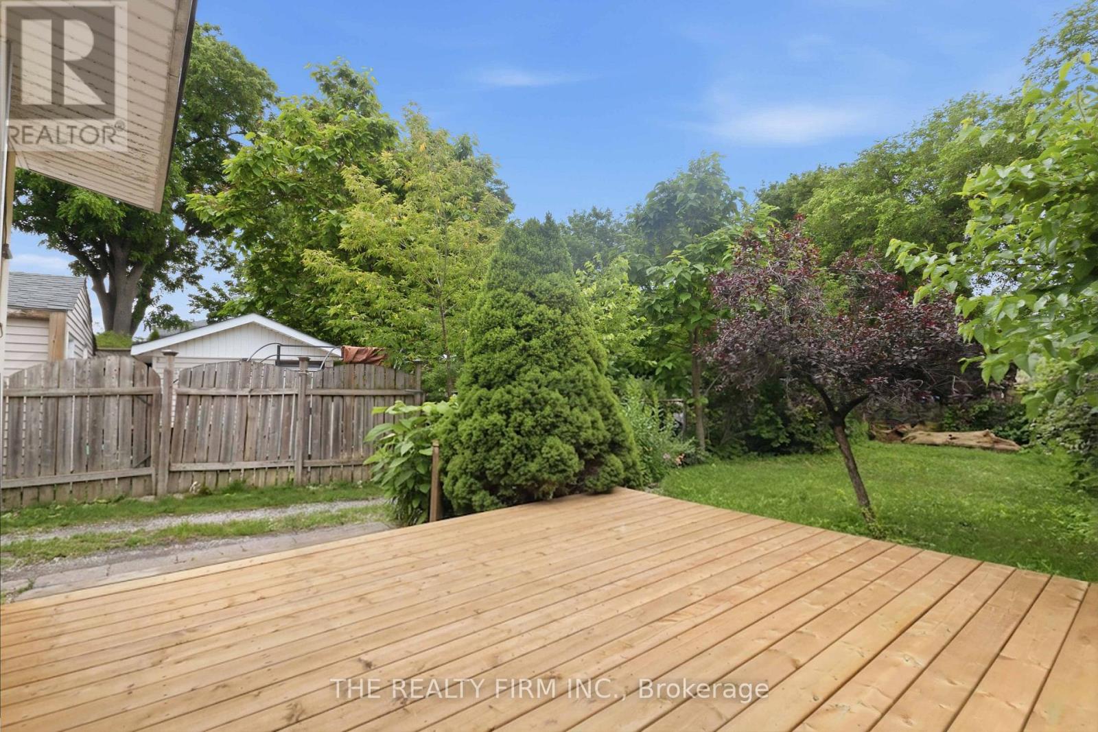 631 Elias Street Property Photo 20