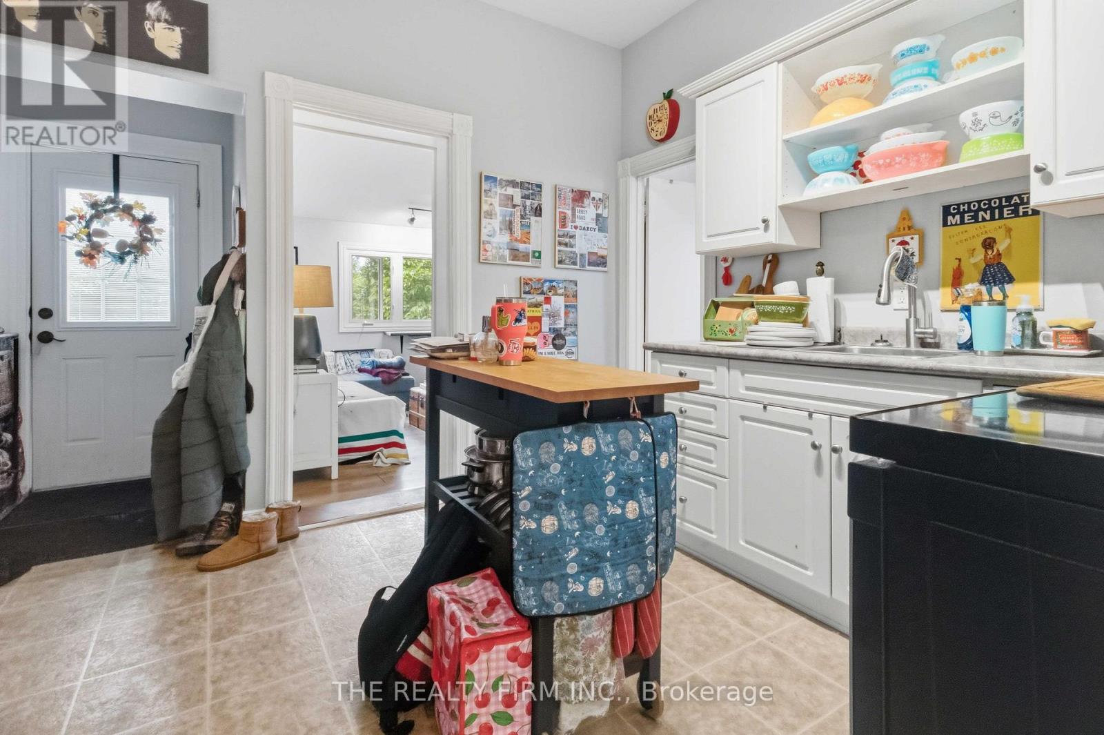 631 Elias Street Property Photo 23