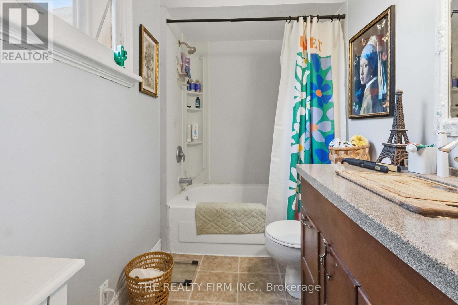 631 Elias Street Property Photo 30
