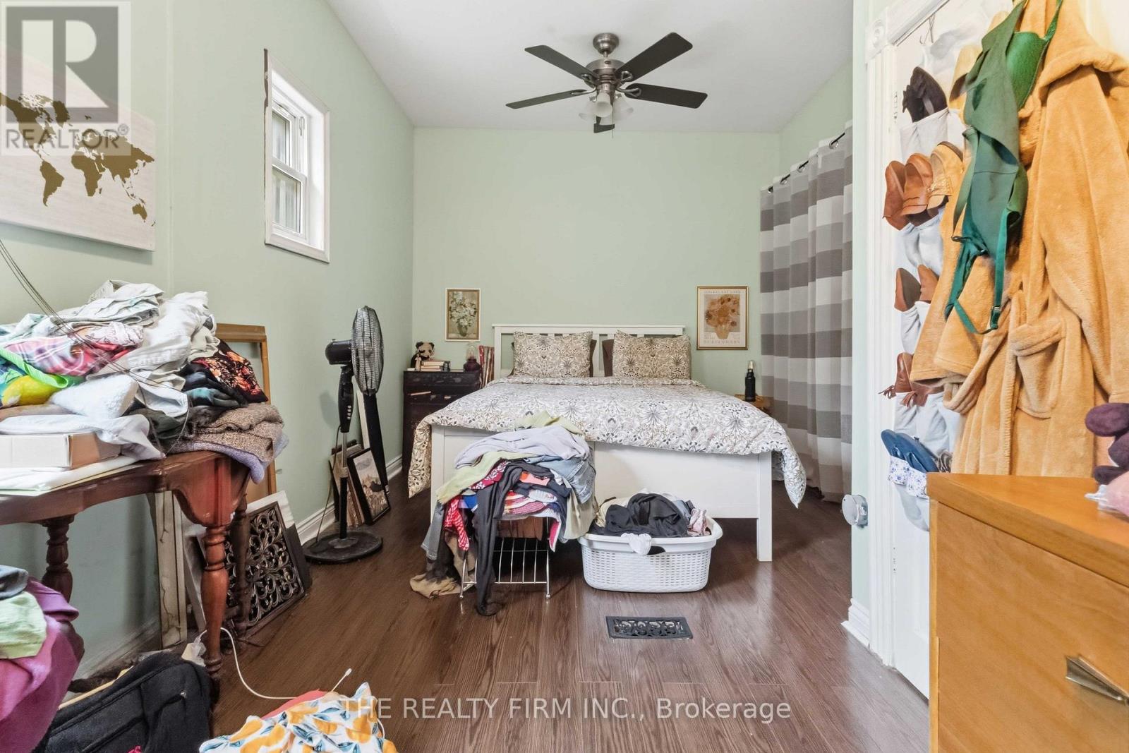 631 Elias Street Property Photo 37