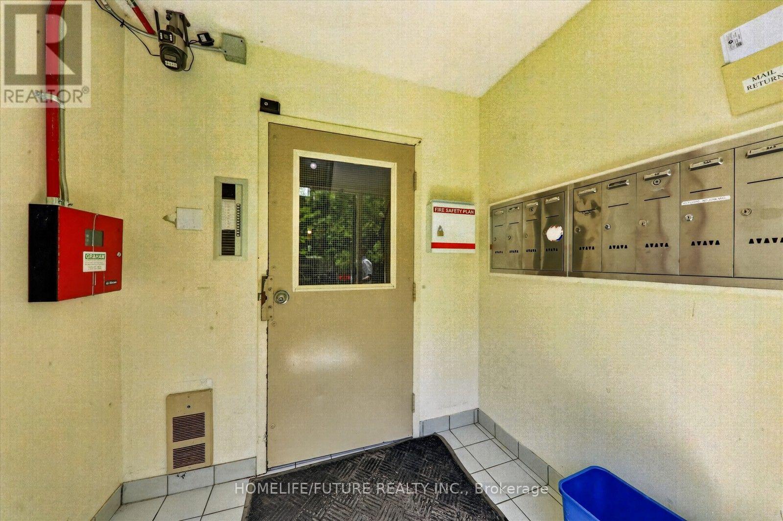 35 Union Street Property Photo 9