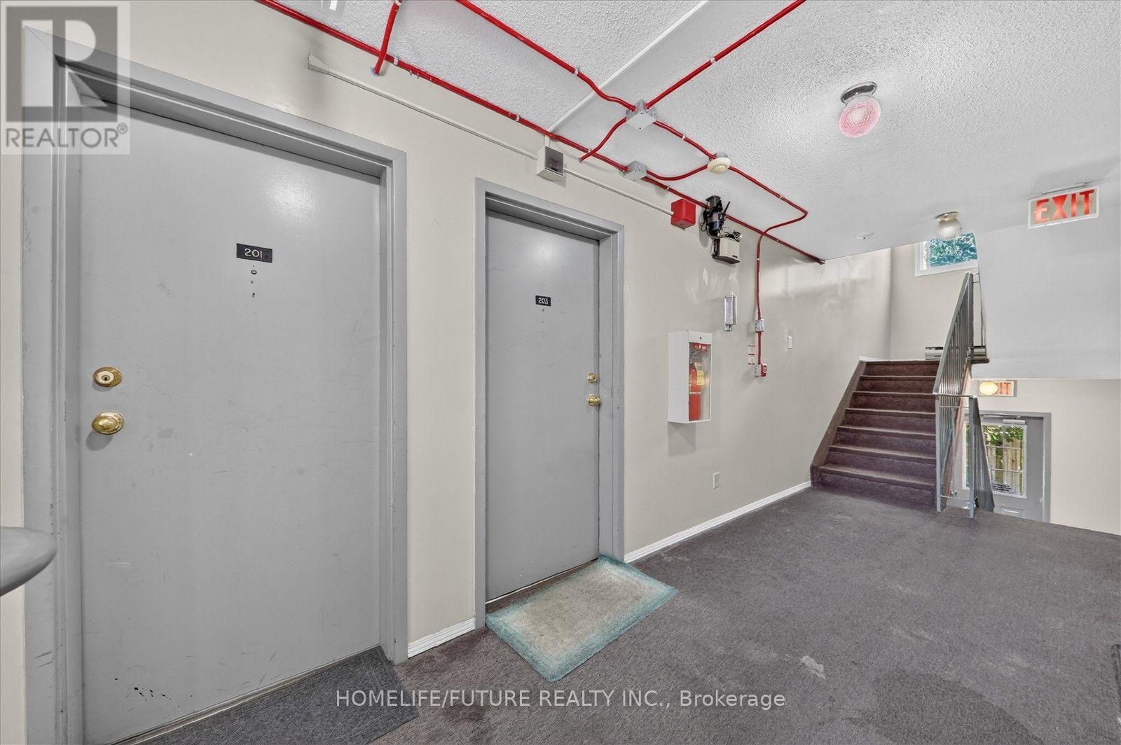 35 Union Street Property Photo 13