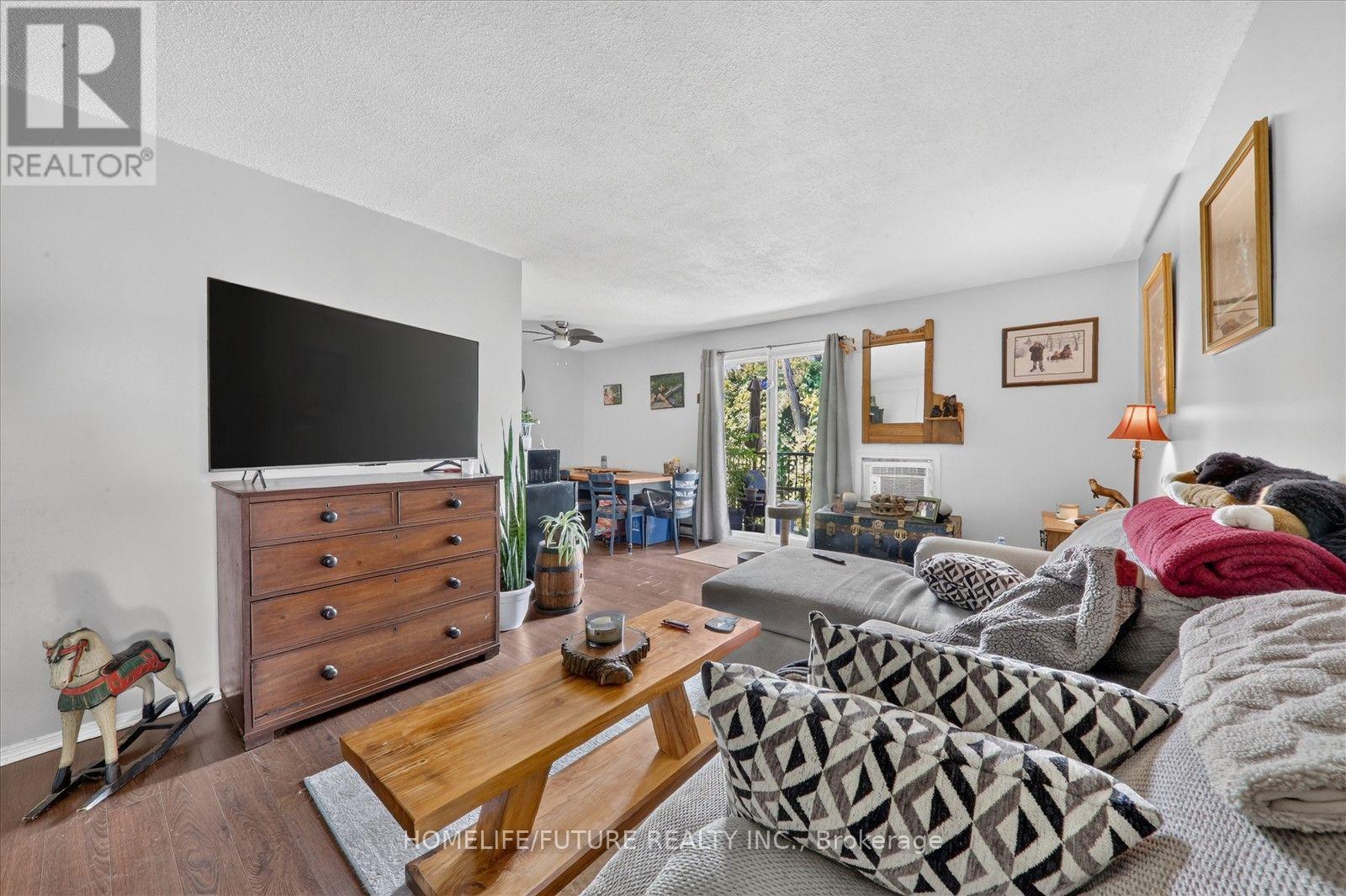 35 Union Street Property Photo 15
