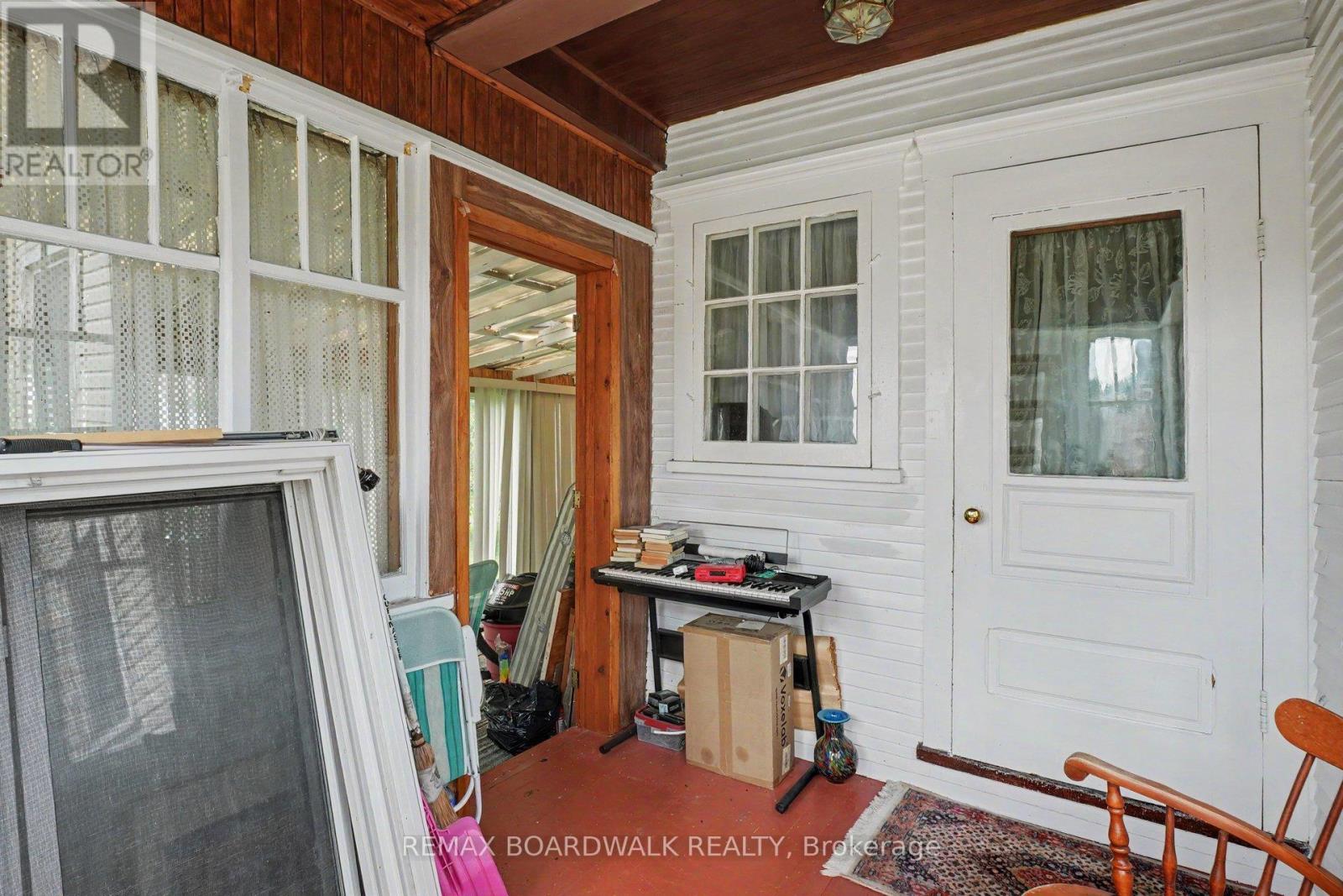 11049 Gilmour Road Property Photo 14
