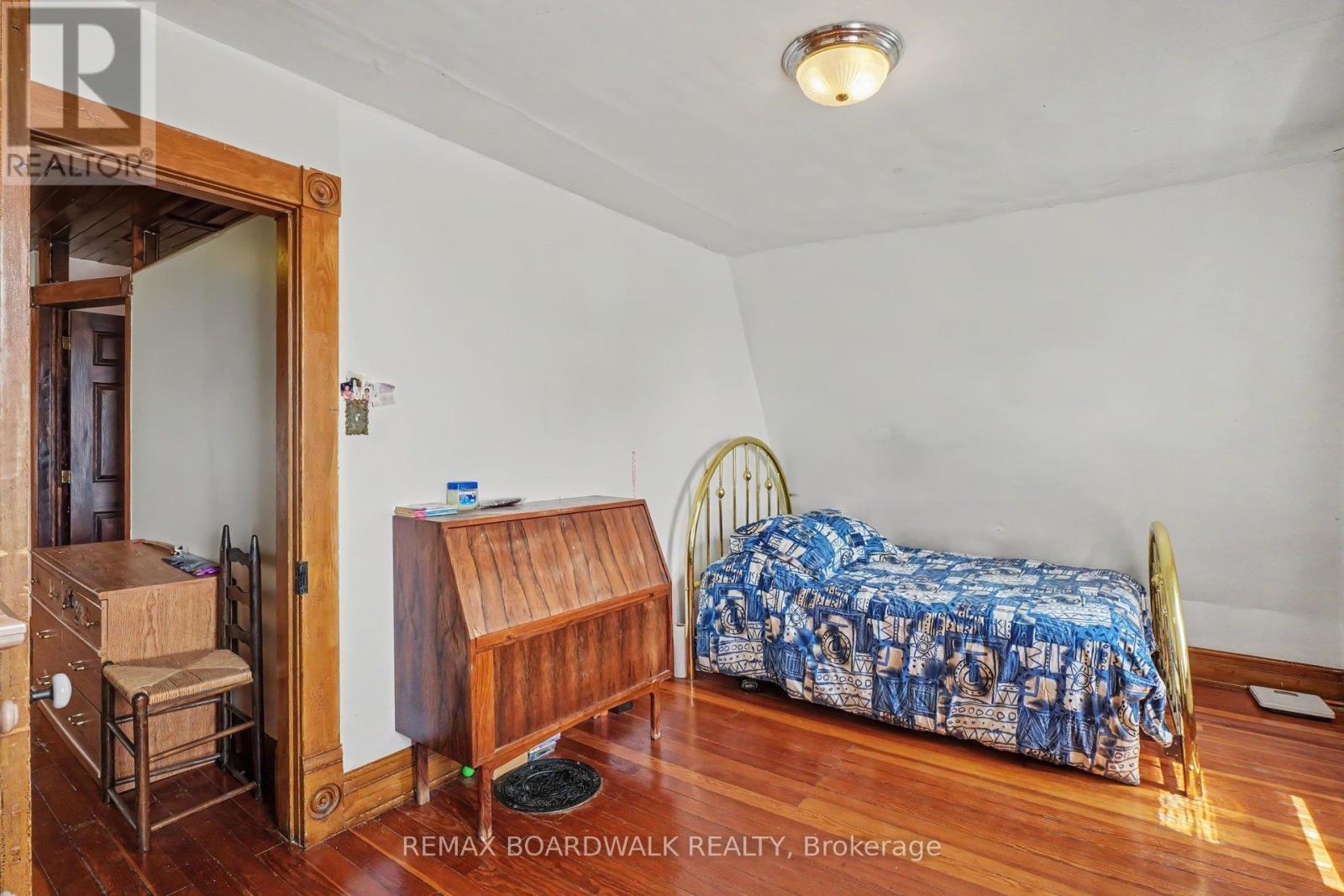 11049 Gilmour Road Property Photo 17