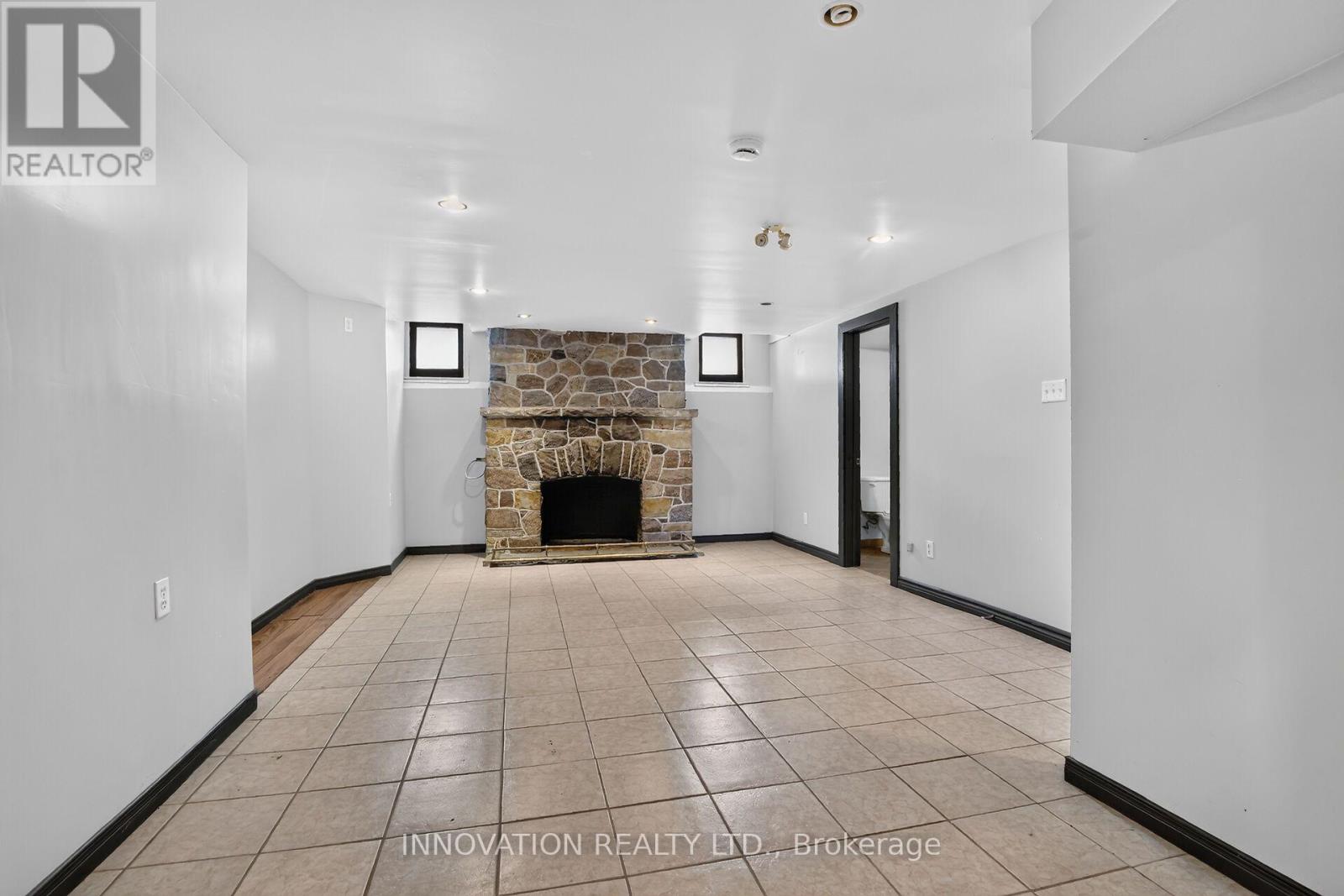 1572 Main Street Property Photo 28