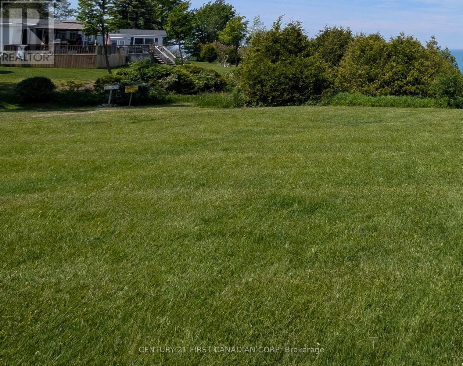 76 - 79681 BLUEWATER HIGHWAY Property Photo 1