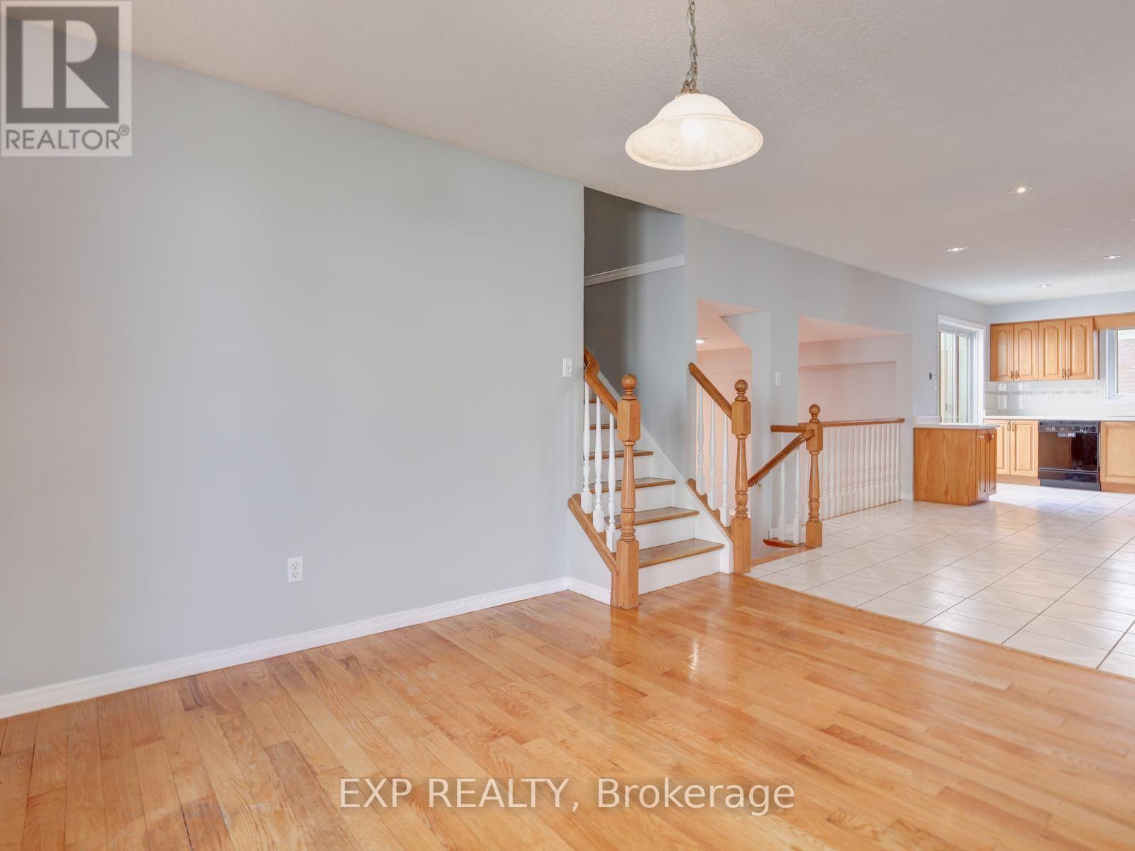 163 Daimler Drive Property Photo 11