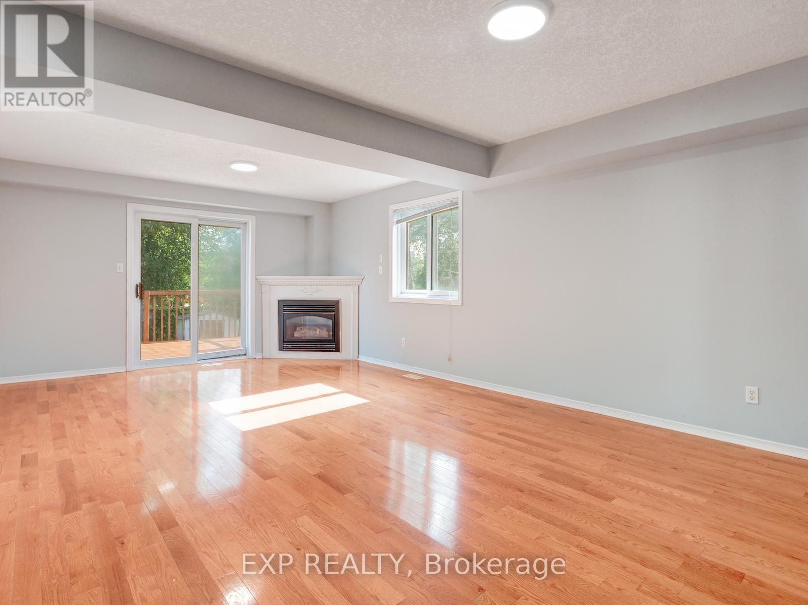 163 Daimler Drive Property Photo 20