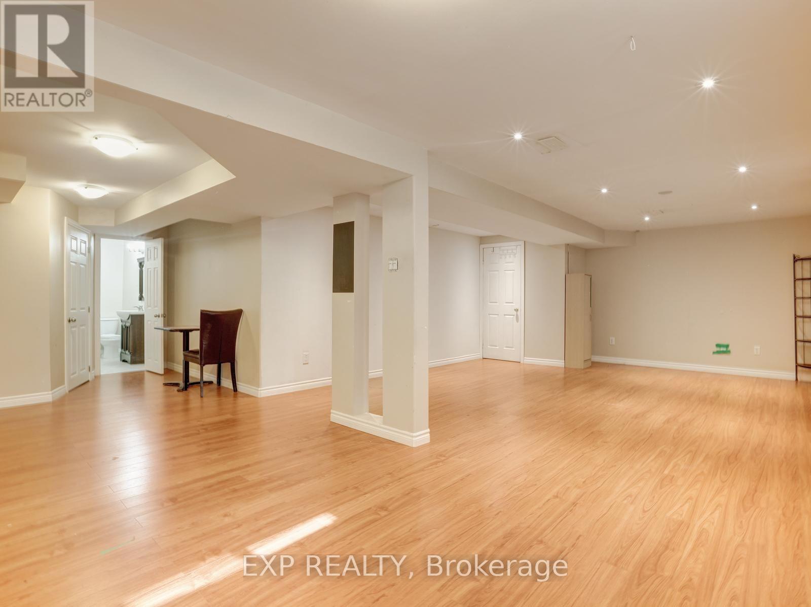 163 Daimler Drive Property Photo 44