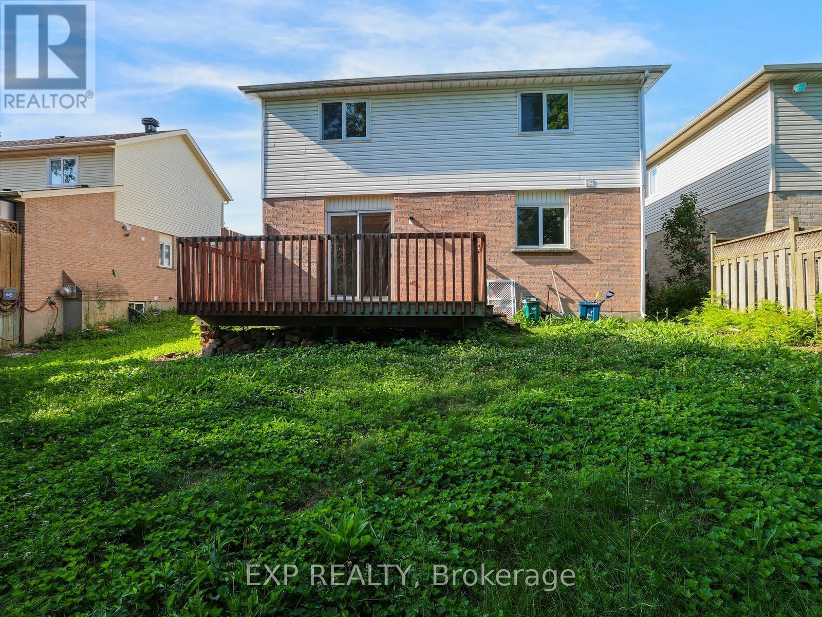 163 Daimler Drive Property Photo 49