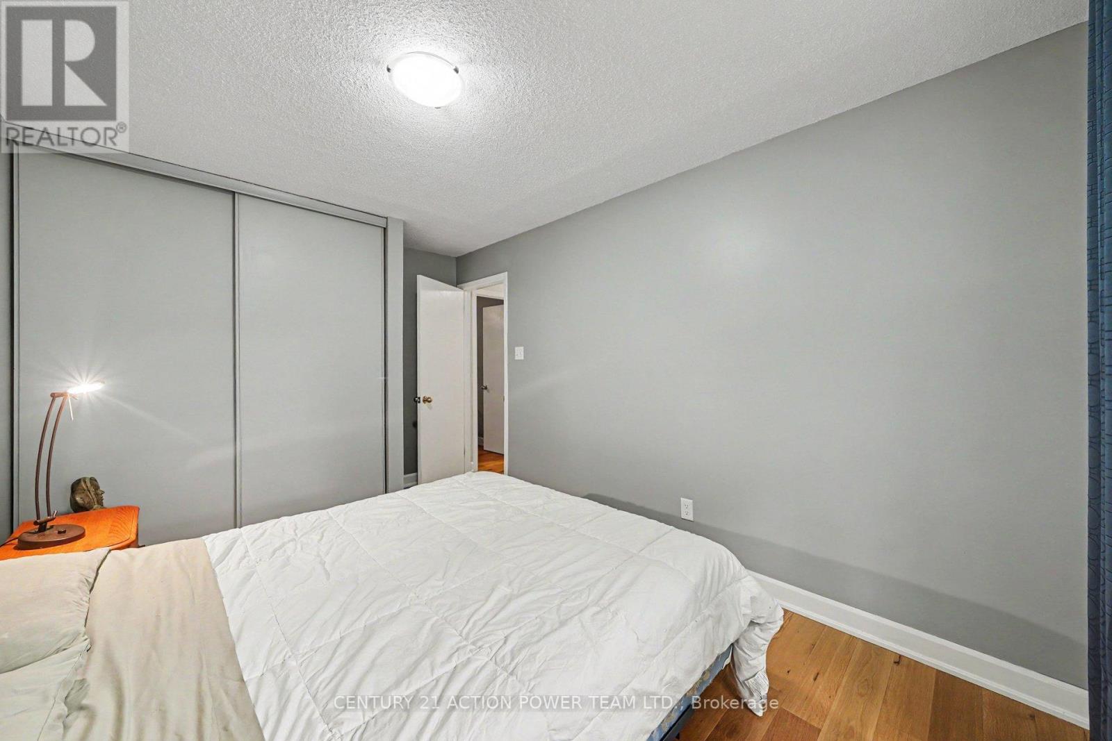 931 Kevin Crescent Property Photo 25