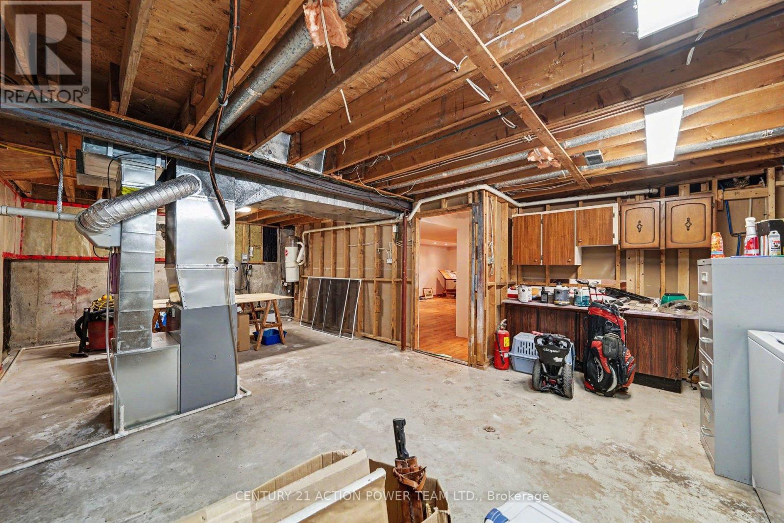 931 Kevin Crescent Property Photo 31