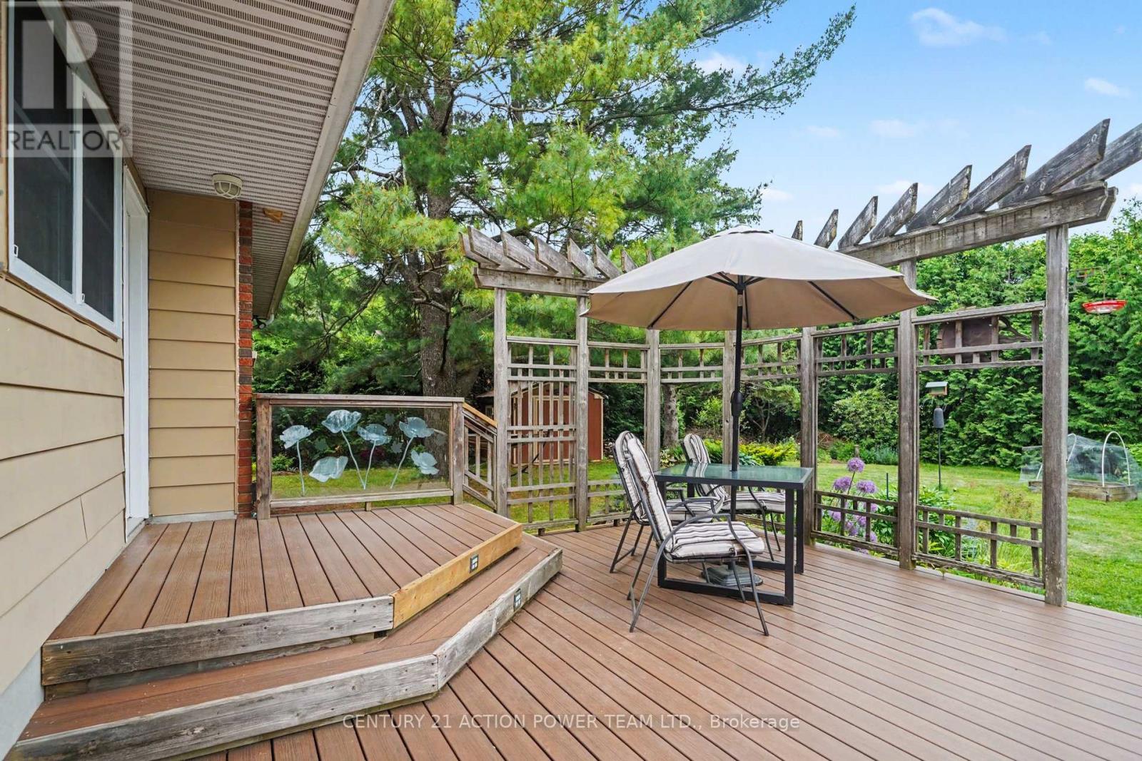 931 Kevin Crescent Property Photo 33