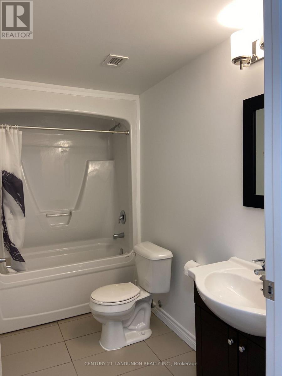 #1004 - 158 King Street N Property Photo 10
