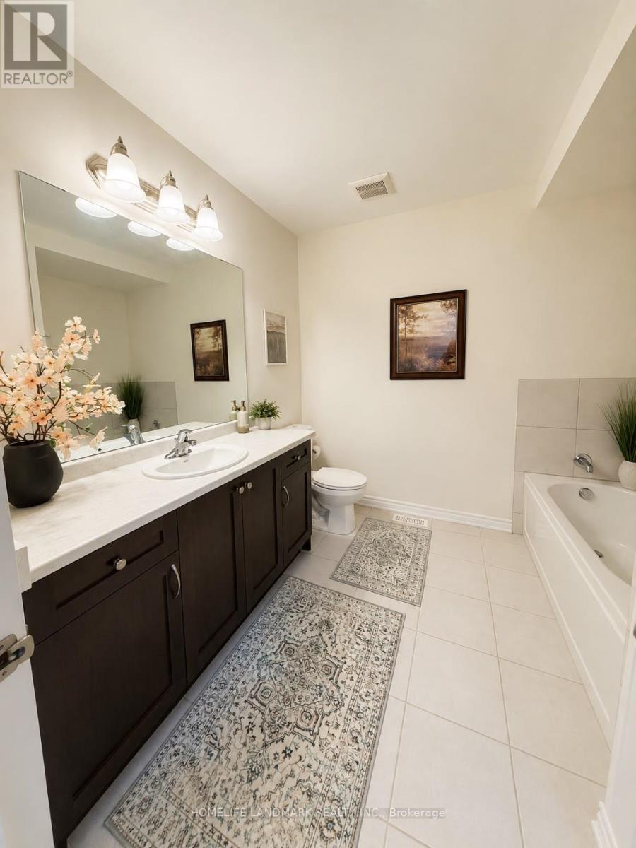 117 - 305 Garner Road W Property Photo 18