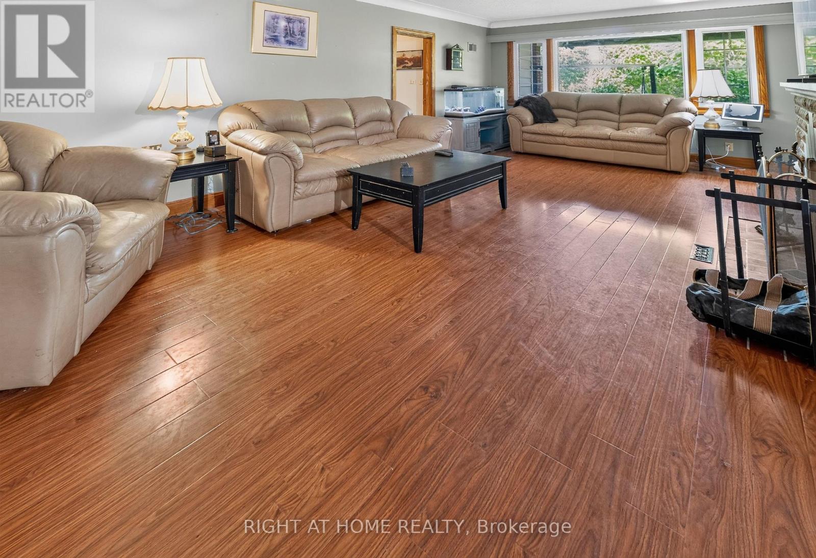 6297 Sunset Road Property Photo 13