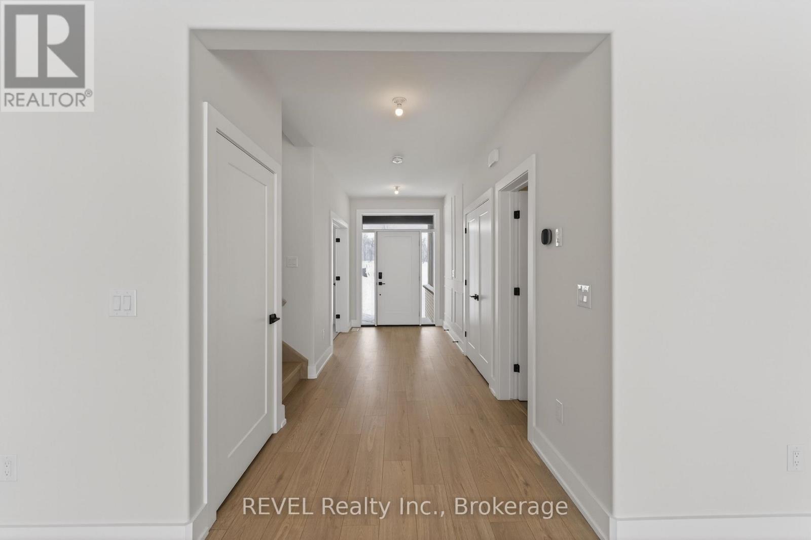32 Anchor Road Property Photo 3