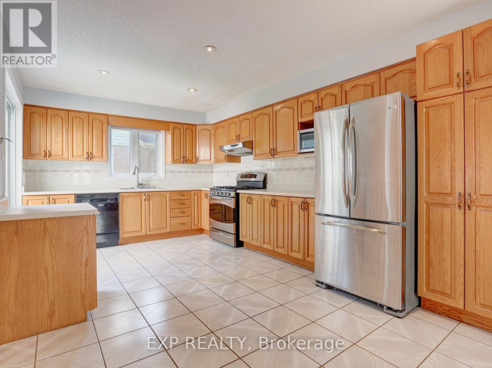 163 Daimler Drive Property Photo 14