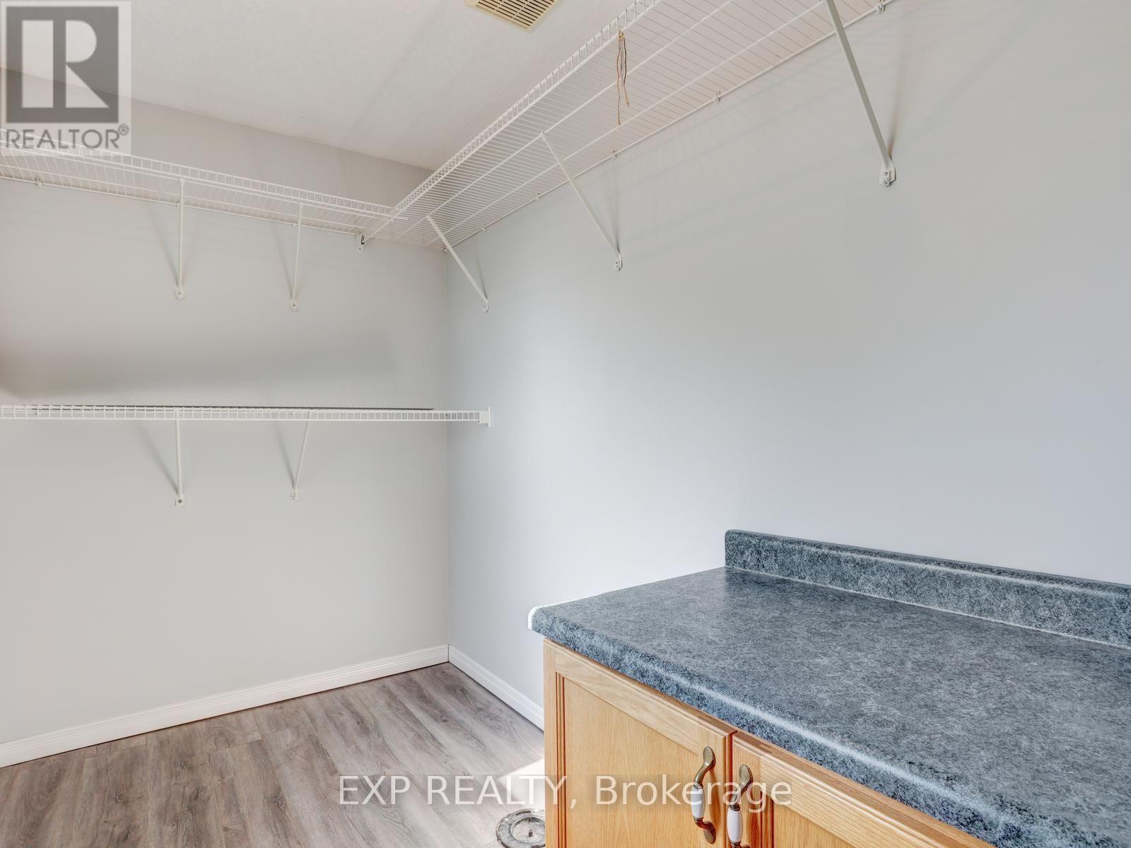 163 Daimler Drive Property Photo 30