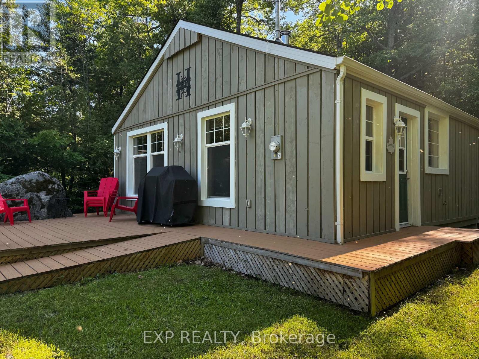 360 Cedar Avenue Property Photo 1